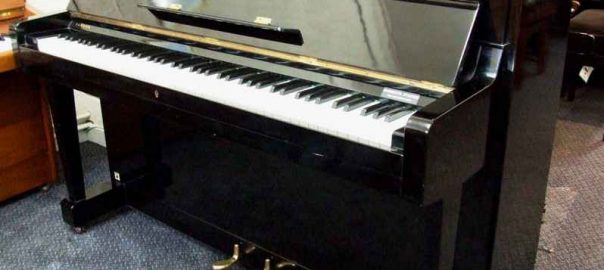 Kiểm tra phím đàn piano và khoảng cách giữa các phím