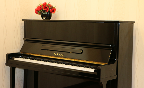 Đàn piano Yamaha là thương hiệu đảm bảo ổn định và thích nghi tốt với thời tiết nước ta