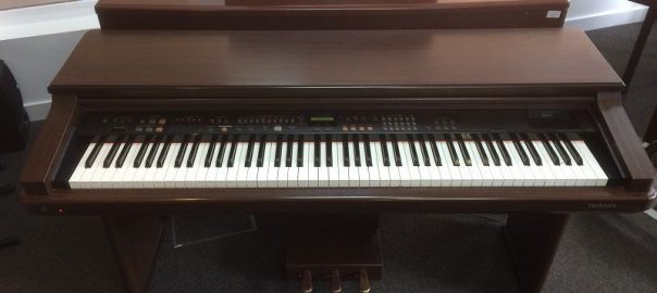 Thị trường đàn piano điện ngày càng đa dạng