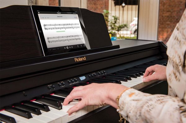 Đàn piano Roland được giới yêu nhạc đánh giá cao về chất lượng âm thanh