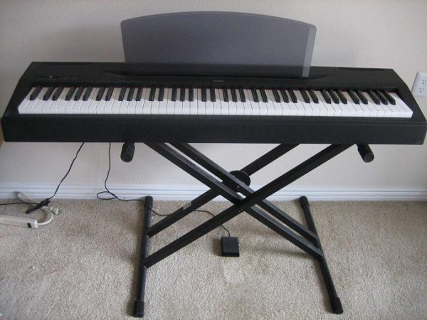 Đàn piano điện còn gọi là piano kỹ thuật số hay Digital Piano