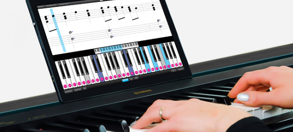 Biết cách đặt vị trí ngón tay rất quan trọng khi học đàn piano